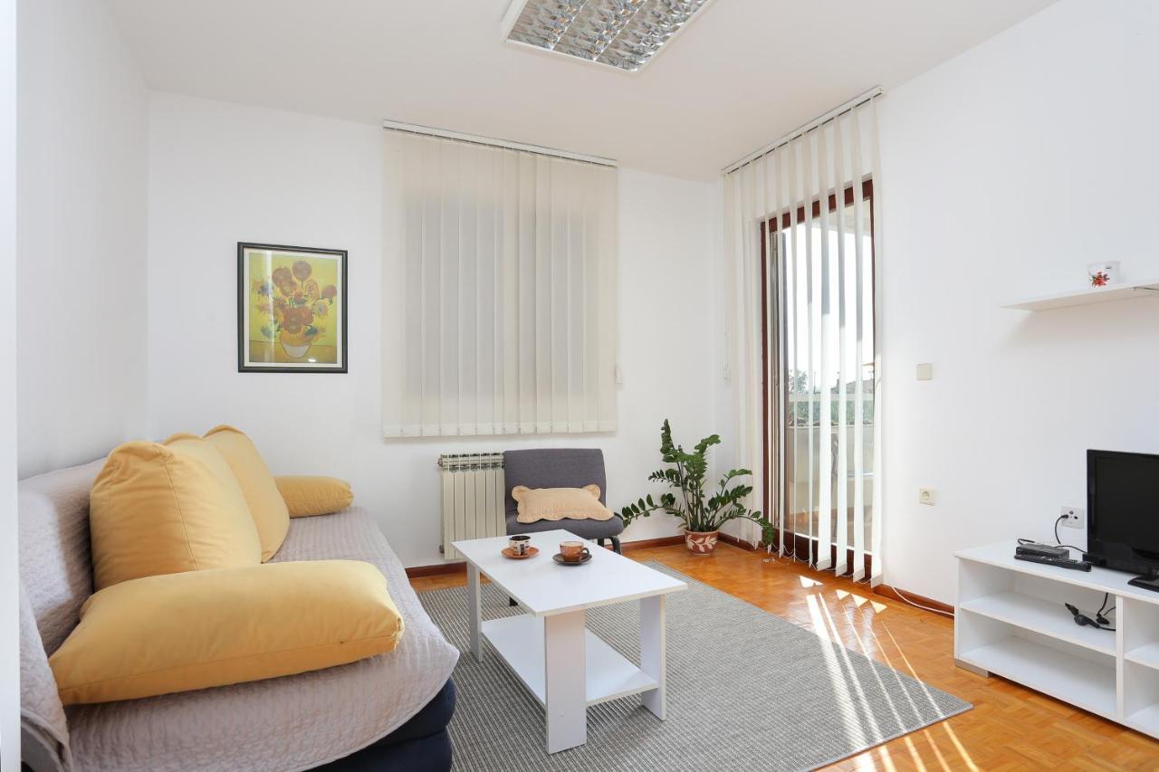 Apartments With A Parking Space Makarska - 5984 Екстериор снимка